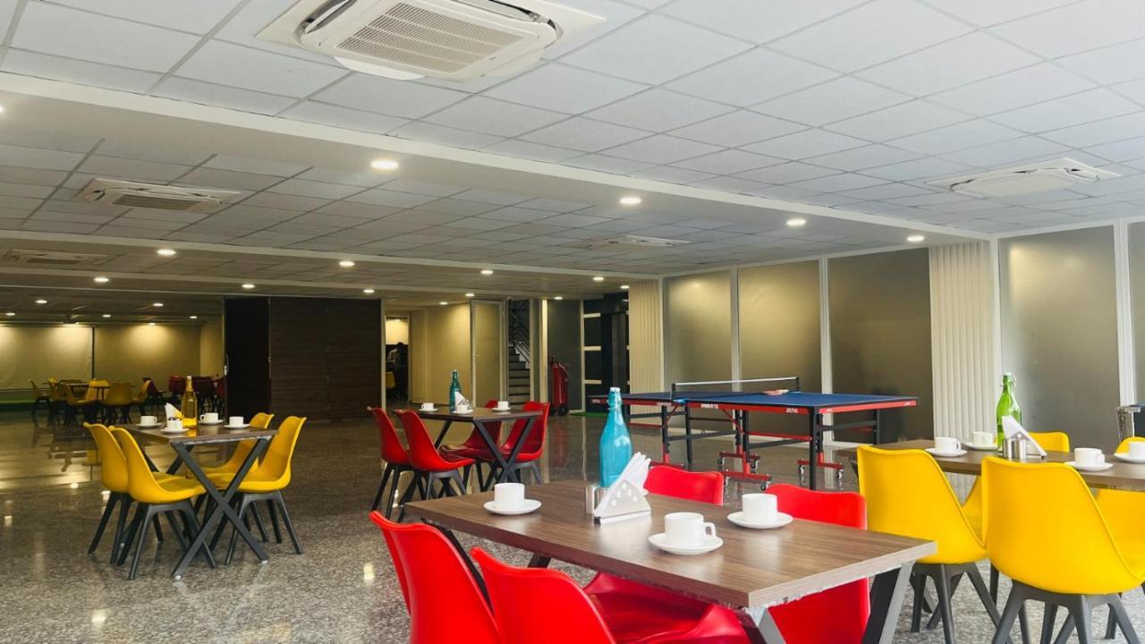 Zen Suites Gurgaon - Luxe Stays Collection 외부 사진